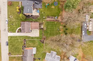 1146 Airedale Dr, Bethel Park, PA 15102 - Photo 28