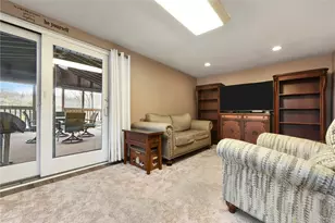 1146 Airedale Dr, Bethel Park, PA 15102 - Photo 18