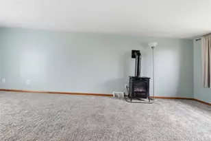 203 Clover Dr, Elizabeth Twp/Boro, PA 15037 - Photo 28