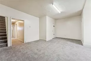 1706 Rhine St, Spring Hill, PA 15212 - Photo 30