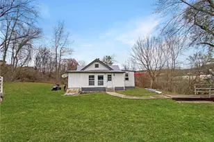 26 McNair Ave, Burgettstown Boro, PA 15078 - Photo 2