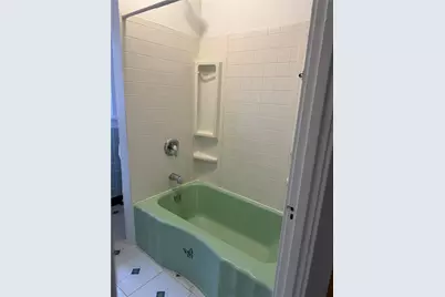 6333 Glenview Place, Pittsburgh, PA 15206 - Photo 32