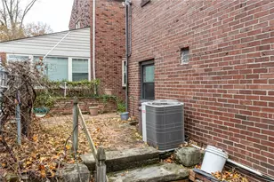 770 Country Club Dr, Pittsburgh, PA 15228 - Photo 30