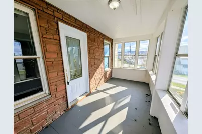 305 Central Ave, Chicora Boro, PA 16025 - Photo 4