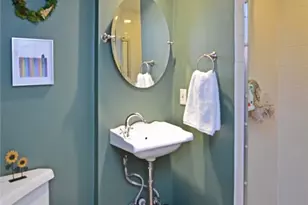 401 Valley Dr, Pittsburgh, PA 15215 - Photo 12