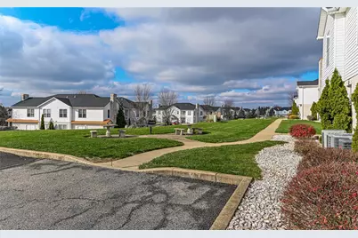 227 Adams Pointe Blvd #3, Adams Township, PA 16046 - Photo 16