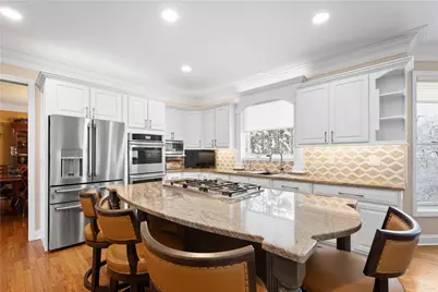 1095 Saint Mellion Dr, Collier Township, PA 15142 - Photo 8