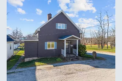 400 Locust St, Masontown, PA 15461 - Photo 2
