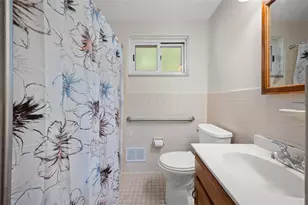 5123 S Passage Dr, Pittsburgh, PA 15236 - Photo 18