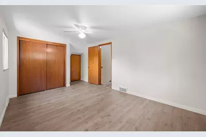 5123 S Passage Dr, Pittsburgh, PA 15236 - Photo 28