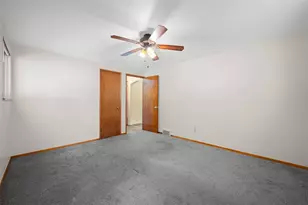 5123 S Passage Dr, Pittsburgh, PA 15236 - Photo 20