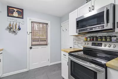 3300 Crestview Dr, Bethel Park, PA 15102 - Photo 14