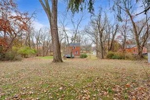 3300 Crestview Dr, Bethel Park, PA 15102 - Photo 30