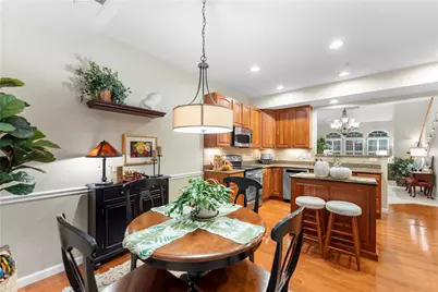 755 Marigold Ct, Bridgeville, PA 15017 - Photo 12