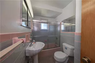 967 Illinois Ave, Pittsburgh, PA 15221 - Photo 12