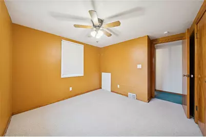 1013 10th St, Irwin, PA 15642 - Photo 12