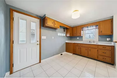 1013 10th St, Irwin, PA 15642 - Photo 8