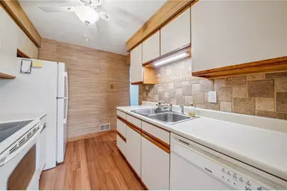 212 Pine Court, Ross Twp, PA 15237 - Photo 4