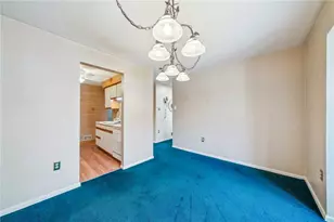 212 Pine Ct, Ross Twp, PA 15237 - Photo 8