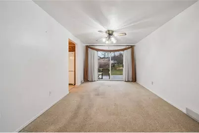 103 Jeanine Ct, Trafford, PA 15085 - Photo 6