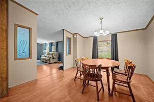 229 Connoquenessing Dr, Connoquenessing Township, PA 16033 - Photo 12