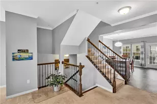 1304 Pointe View Dr, Adams Township, PA 16046 - Photo 14