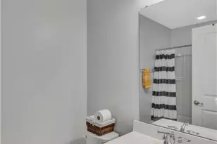 1304 Pointe View Dr, Adams Township, PA 16046 - Photo 24