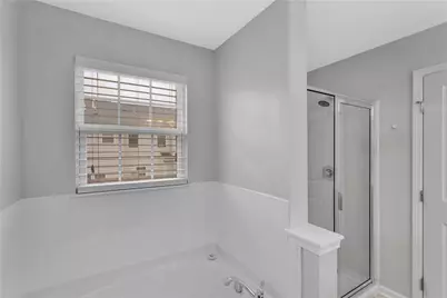 1304 Pointe View Dr, Adams Township, PA 16046 - Photo 18