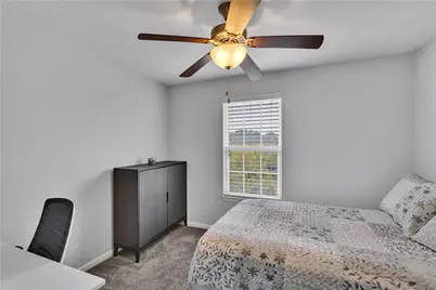 1304 Pointe View Dr, Adams Township, PA 16046 - Photo 20