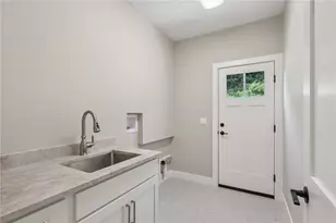 205 Carry Back Ct, Cranberry Township, PA 16066 - Photo 24