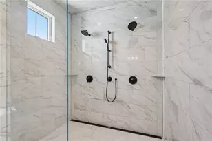 205 Carry Back Ct, Cranberry Township, PA 16066 - Photo 20