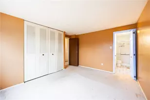 1069 Highfield Rd, Bethel Park, PA 15102 - Photo 20