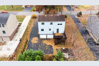 1069 Highfield Rd, Bethel Park, PA 15102 - Photo 32