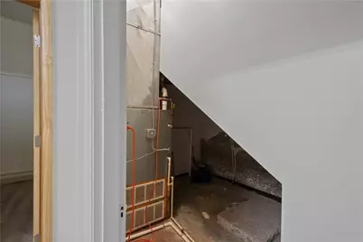 1728 Brownsville Rd, Pittsburgh, PA 15210 - Photo 30