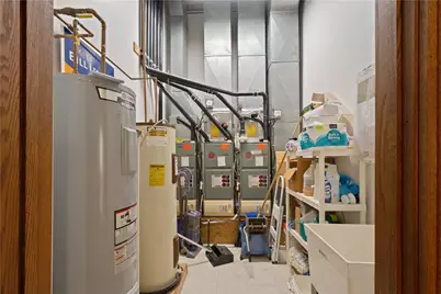 1728 Brownsville Rd, Pittsburgh, PA 15210 - Photo 16