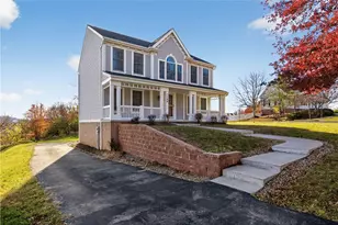 1100 Meadowbrook Dr, Canonsburg, PA 15317 - Photo 2