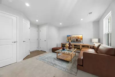 491 Nolan Circle, Cranberry Township, PA 16066 - Photo 6