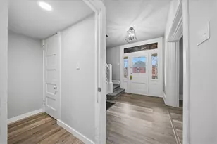 2728 Glen Mawr St, Pittsburgh, PA 15204 - Photo 8