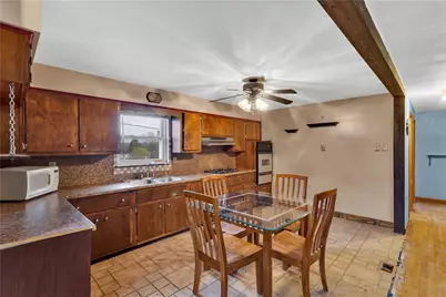 1101 Martin Ave, New Kensington, PA 15068 - Photo 2