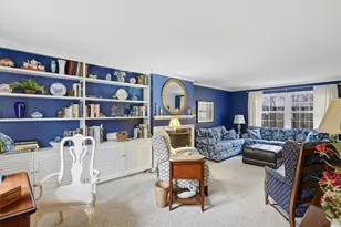 125 E Sandle Ave, Pittsburgh, PA 15237 - Photo 2