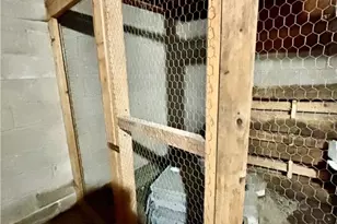 105 Pittsburgh St, Uniontown, PA 15401 - Photo 20