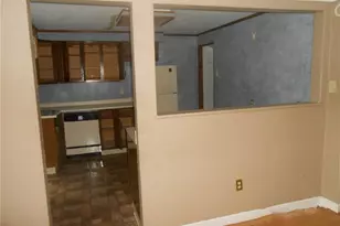 77 Duff Rd, Pittsburgh, PA 15235 - Photo 10