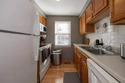 312 Bellford Ct, Cranberry Township, PA 16066 - Photo 6