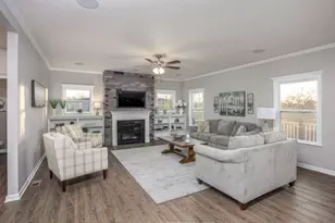 422 Millstone Ln, Jefferson Hills, PA 15332 - Photo 6