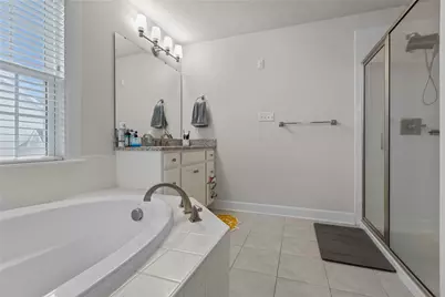 4009 Overview Dr, Cecil, PA 15317 - Photo 38