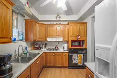 95 Crestvue Rd, South Strabane, PA 15301 - Photo 8