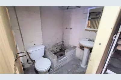 417 W 8th Ave, Tarentum, PA 15084 - Photo 22