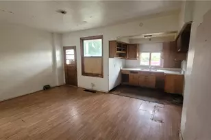 417 W 8th Ave, Tarentum, PA 15084 - Photo 6