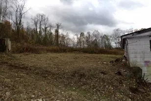 1047 Cinder Rd, Dunbar Township, PA 15431 - Photo 10