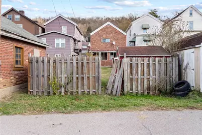 308 Erie Ave, Glassport, PA 15045 - Photo 4